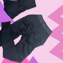 Cargar imagen en el visor de la galería, Opalo-Scrunch But